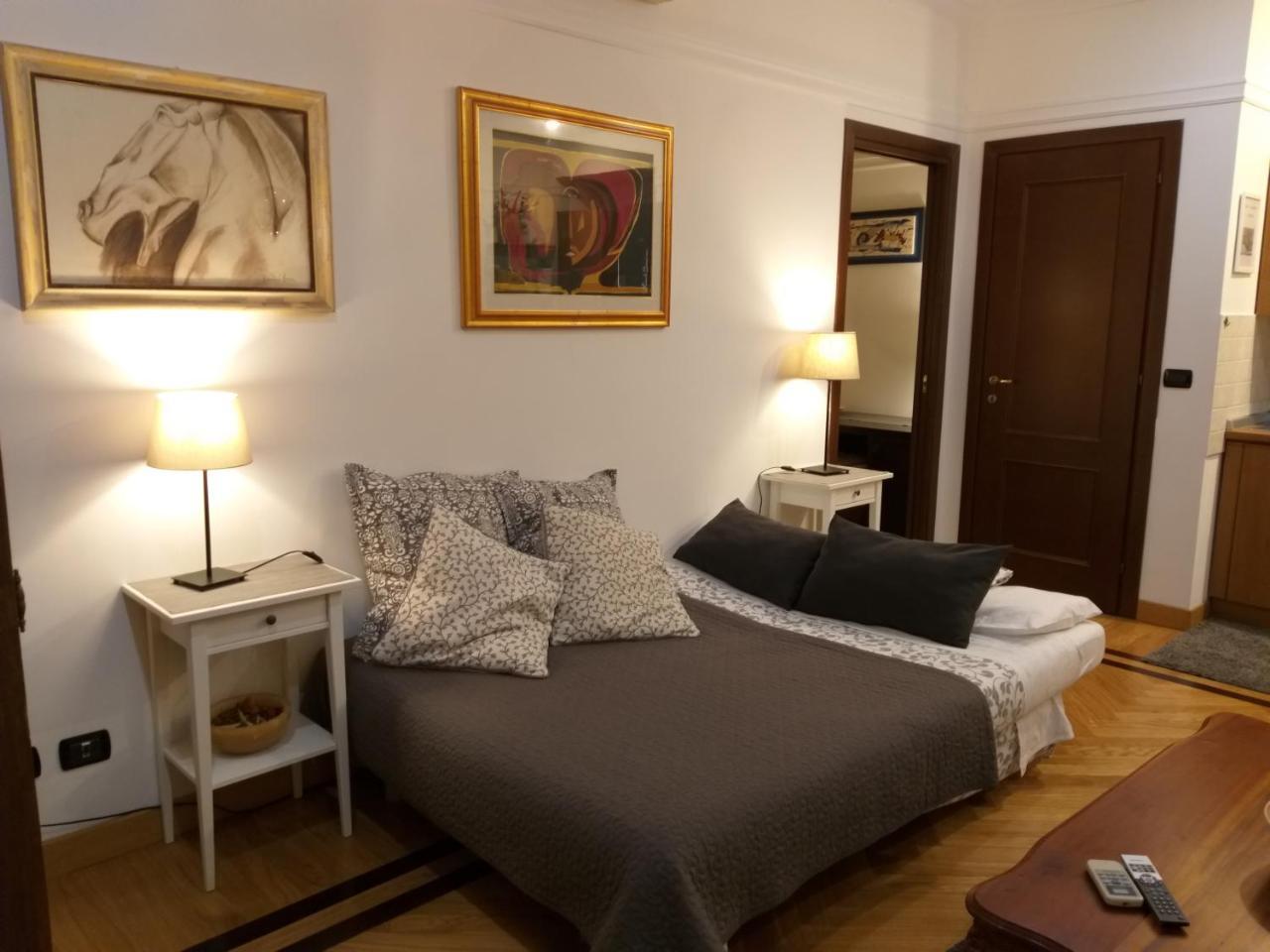 Appartement Lilium House Aventino à Rome Extérieur photo