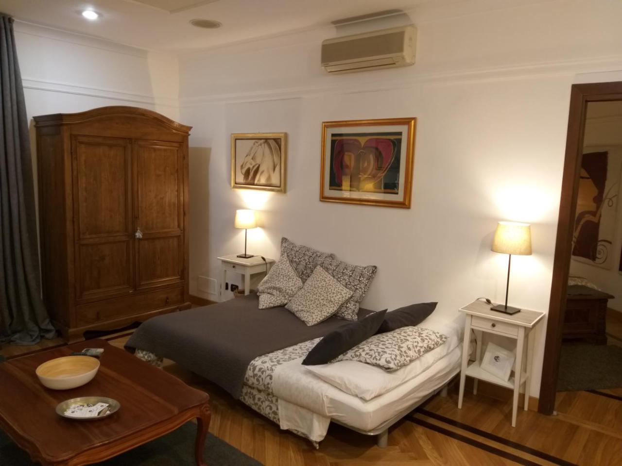 Appartement Lilium House Aventino à Rome Extérieur photo